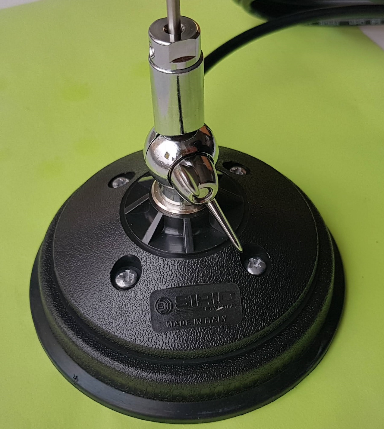 Антена автомобільна SIRIO SMA 108-550 SL VHF на магніті (70 см)