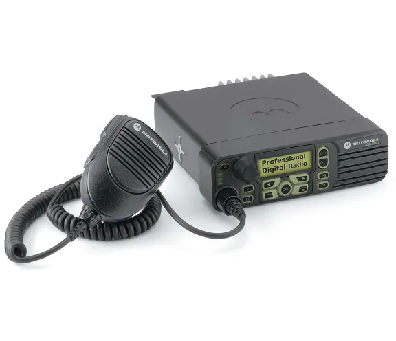 Автомобільна радіостанція Motorola MOTOTRBO DM3600